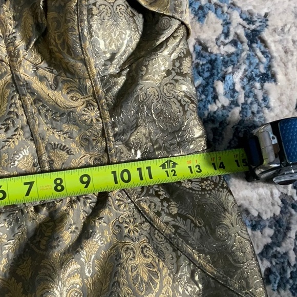 Dress - Picture 7 of 9